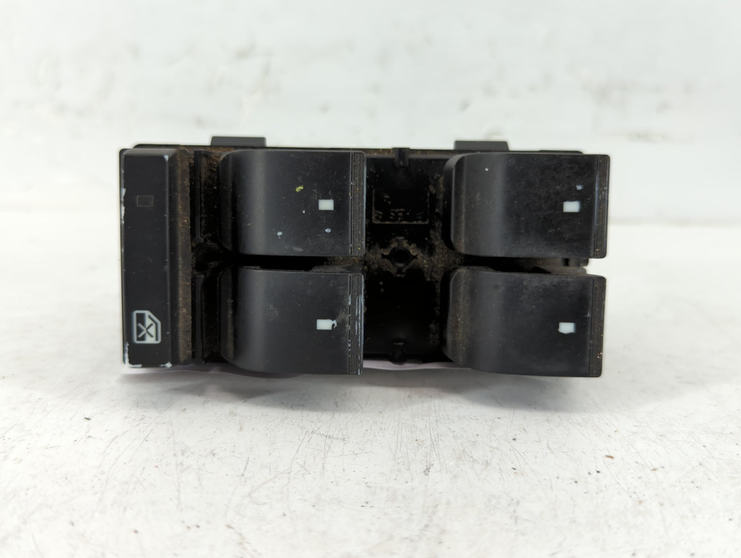 2009-2011 Chevrolet Hhr Master Power Window Switch Replacement Driver Side Left P/N:25789632 Fits OEM Used Auto Parts - Oemu