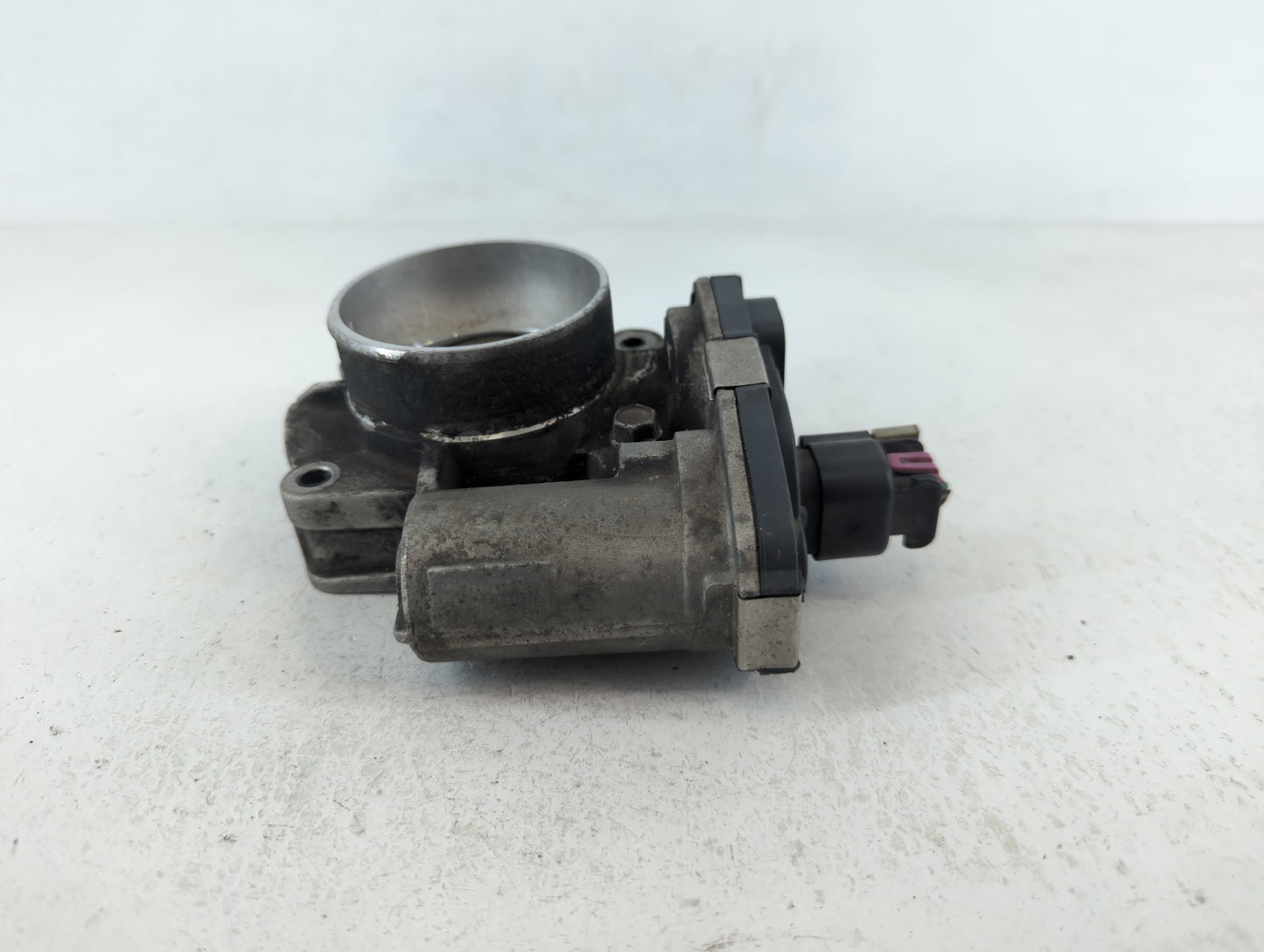 2007-2011 Chevrolet Hhr Throttle Body P/N:1988AA334AA1744C Fits Fits 2007 2008 2009 2010 2011 OEM Used Auto Parts - Oemuseda