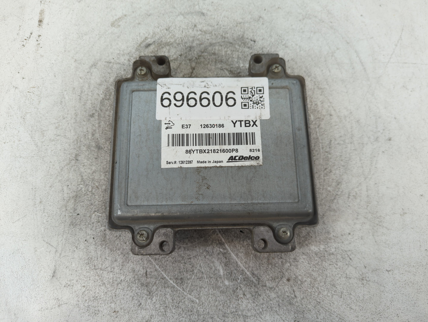 2007-2011 Chevrolet Hhr PCM Engine Control Computer ECU ECM PCU OEM P/N:12630186 E37 12630186 Fits OEM Used Auto Parts - Oem