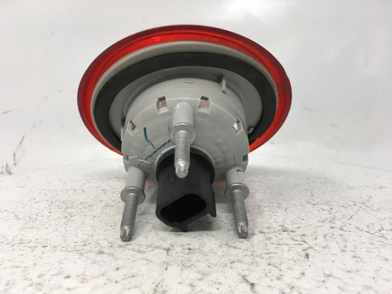 2009 Chevrolet Hhr Tail Light Assembly Driver Left OEM P/N:LOWER DRIVER LEFT Fits Fits 2006 2007 2008 2010 2011 OEM Used Aut