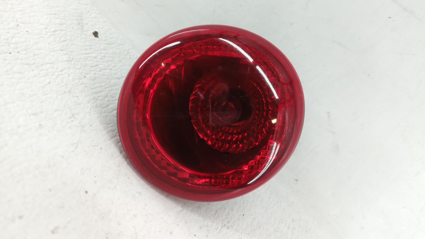 2009 Chevrolet Hhr Tail Light Assembly Passenger Right OEM P/N:25823015 Fits Fits 2006 2007 2008 2010 2011 OEM Used Auto Par