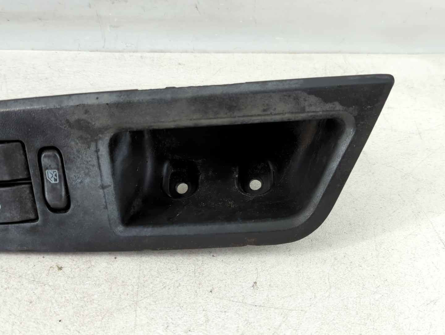 2009-2016 Chevrolet Impala Master Power Window Switch Replacement Driver Side Left P/N:25828893 Fits OEM Used Auto Parts - O