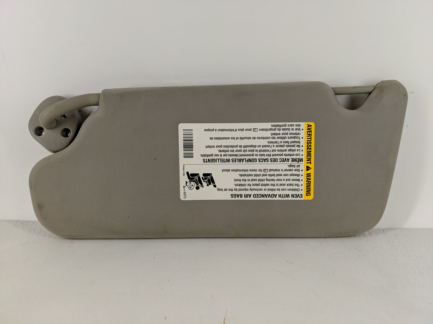 2006-2016 Chevrolet Impala Sun Visor Shade Replacement Passenger Right Mirror Fits OEM Used Auto Parts - Oemusedautoparts1.c