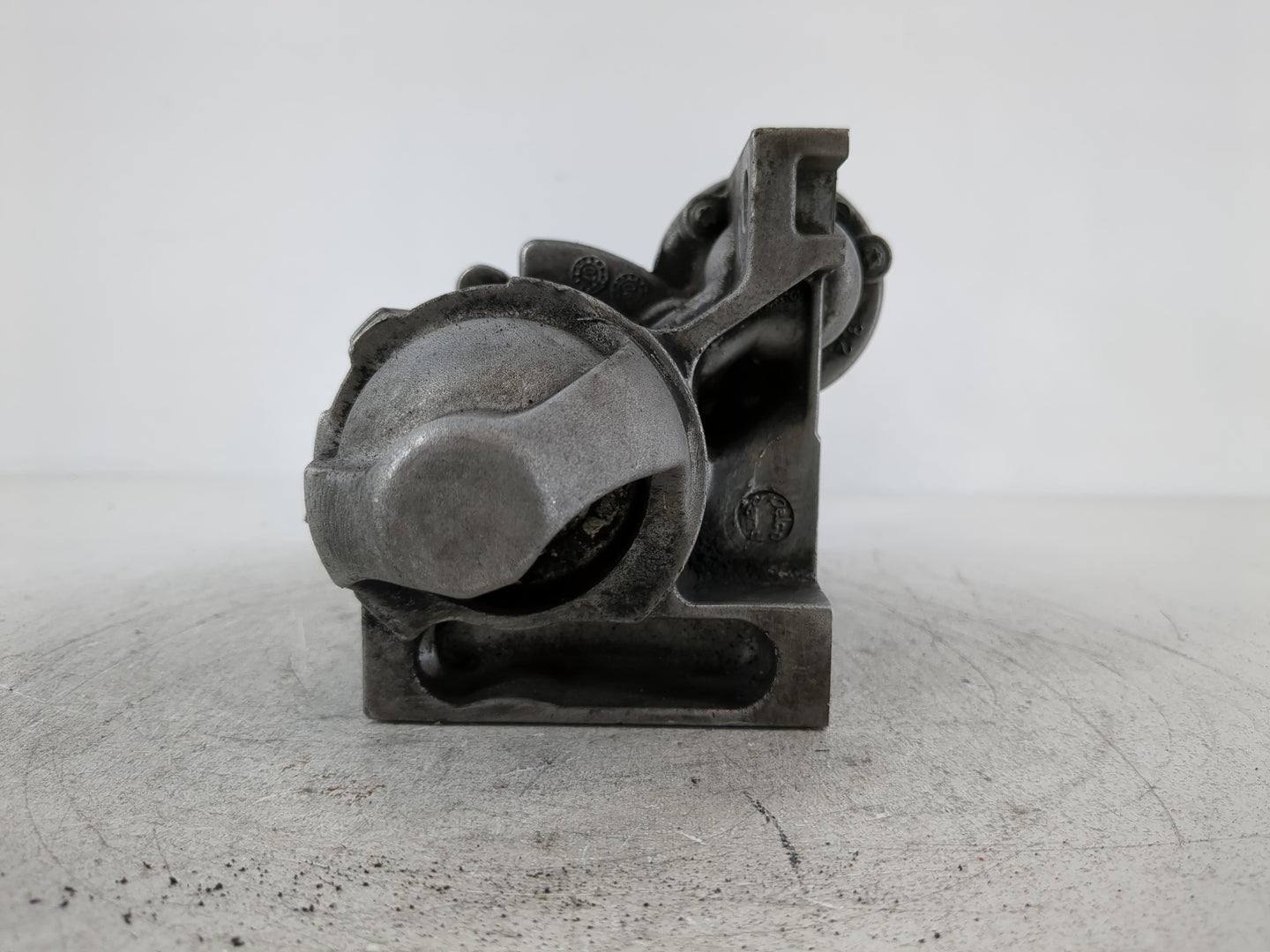 2006-2011 Chevrolet Impala Car Starter Motor Solenoid OEM P/N:GM12610636 Fits Fits 2006 2007 2008 2009 2010 2011 OEM Used Au