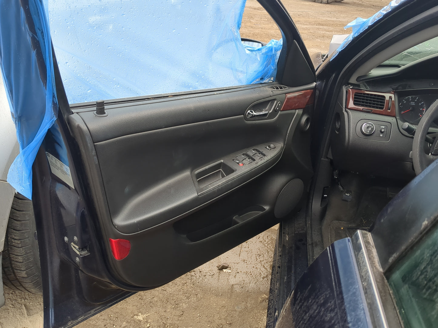 2009 Chevrolet Impala Front Left Driver Interior Door Panel Trim 1200207 - Oemusedautoparts1.com