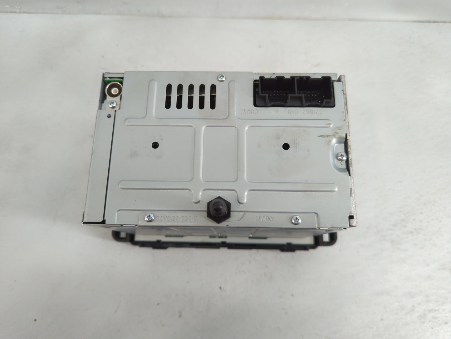 2009 Chevrolet Impala Radio AM FM Cd Player Receiver Replacement P/N:25980720 Fits OEM Used Auto Parts - Oemusedautoparts1.c