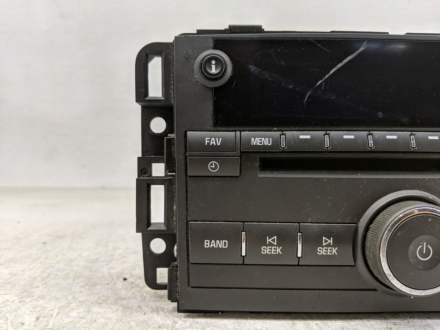2009-2010 Chevrolet Impala Radio AM FM Cd Player Receiver Replacement Fits Fits 2009 2010 OEM Used Auto Parts - Oemusedautop