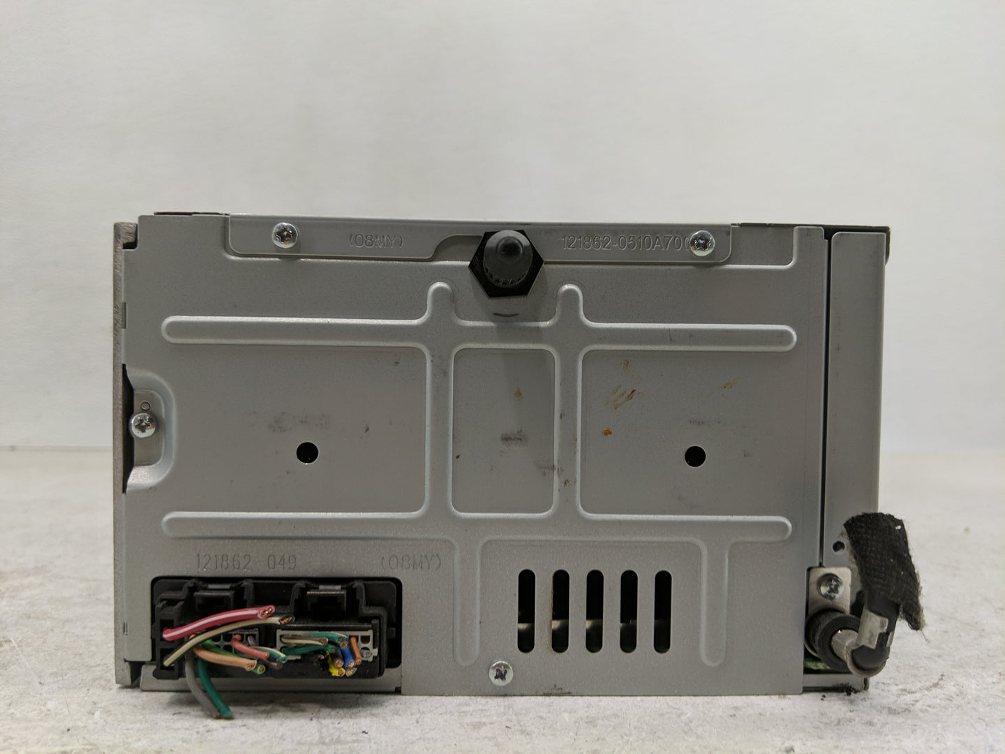 2009-2010 Chevrolet Impala Radio AM FM Cd Player Receiver Replacement Fits Fits 2009 2010 OEM Used Auto Parts - Oemusedautop