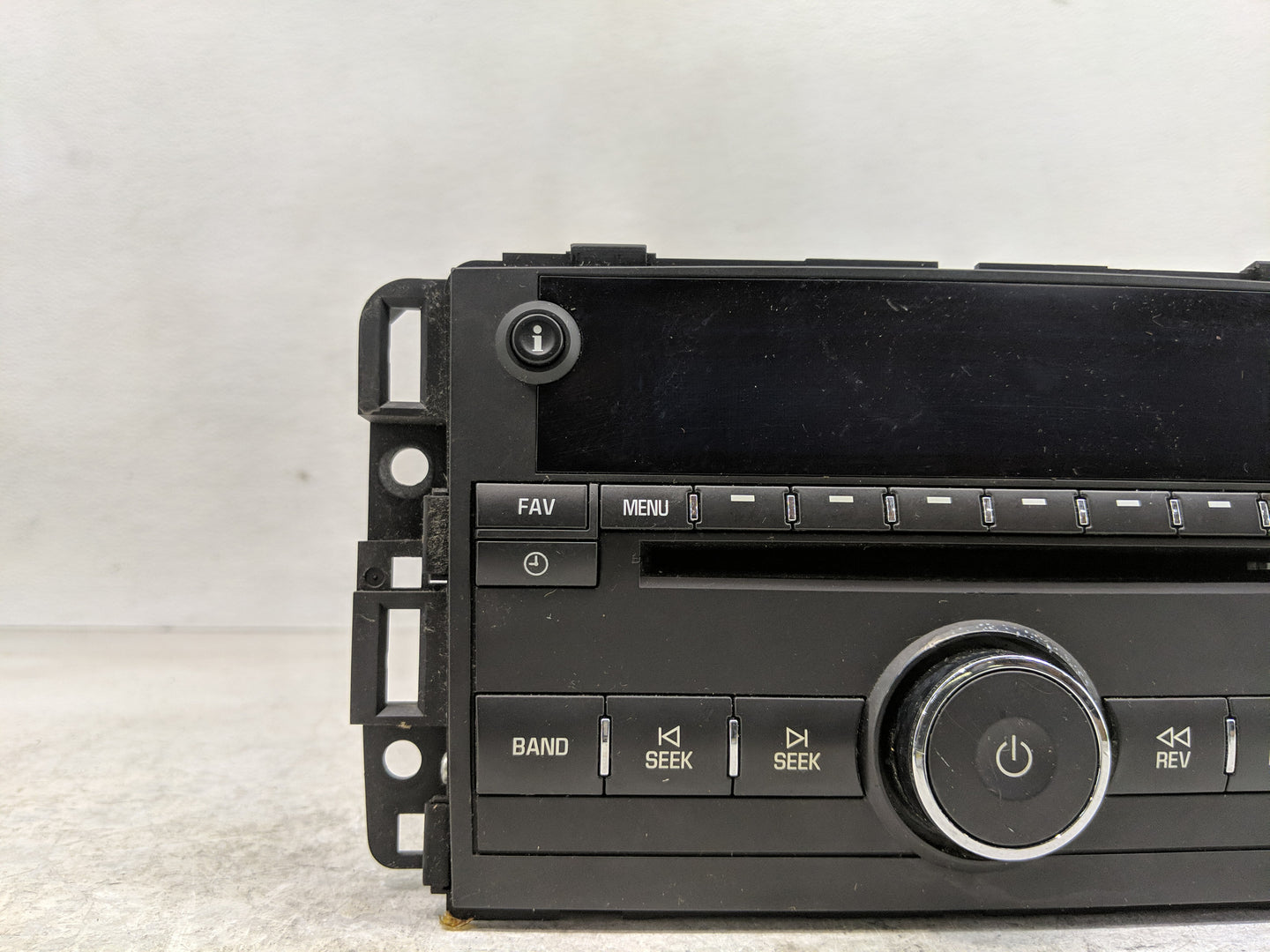 2009-2010 Chevrolet Impala Radio AM FM Cd Player Receiver Replacement Fits Fits 2009 2010 OEM Used Auto Parts - Oemusedautop
