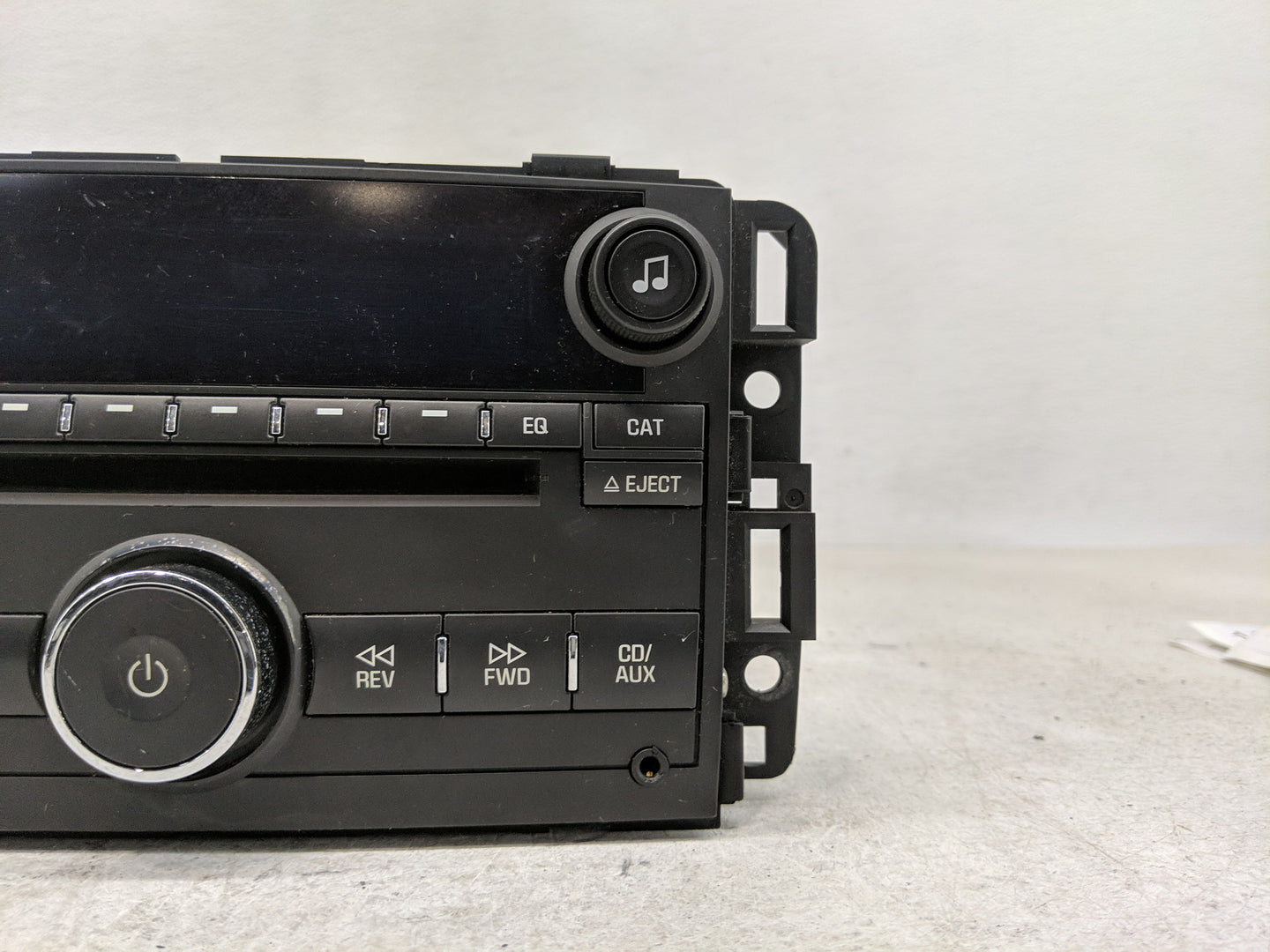 2009-2010 Chevrolet Impala Radio AM FM Cd Player Receiver Replacement Fits Fits 2009 2010 OEM Used Auto Parts - Oemusedautop