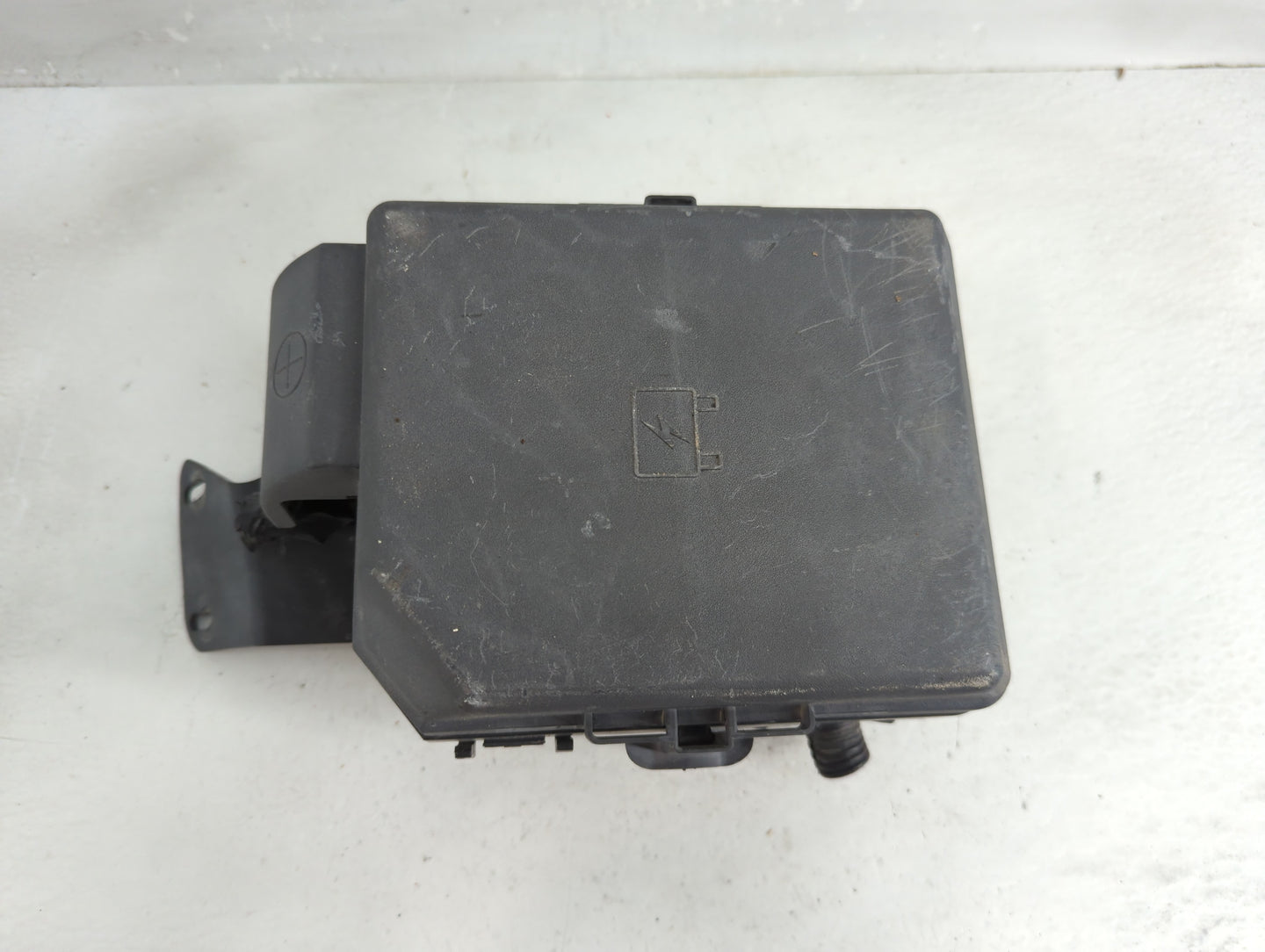 2006-2011 Chevrolet Impala Fusebox Fuse Box Panel Relay Module P/N:13663438-01 Fits Fits 2006 2007 2008 2009 2010 2011 OEM U