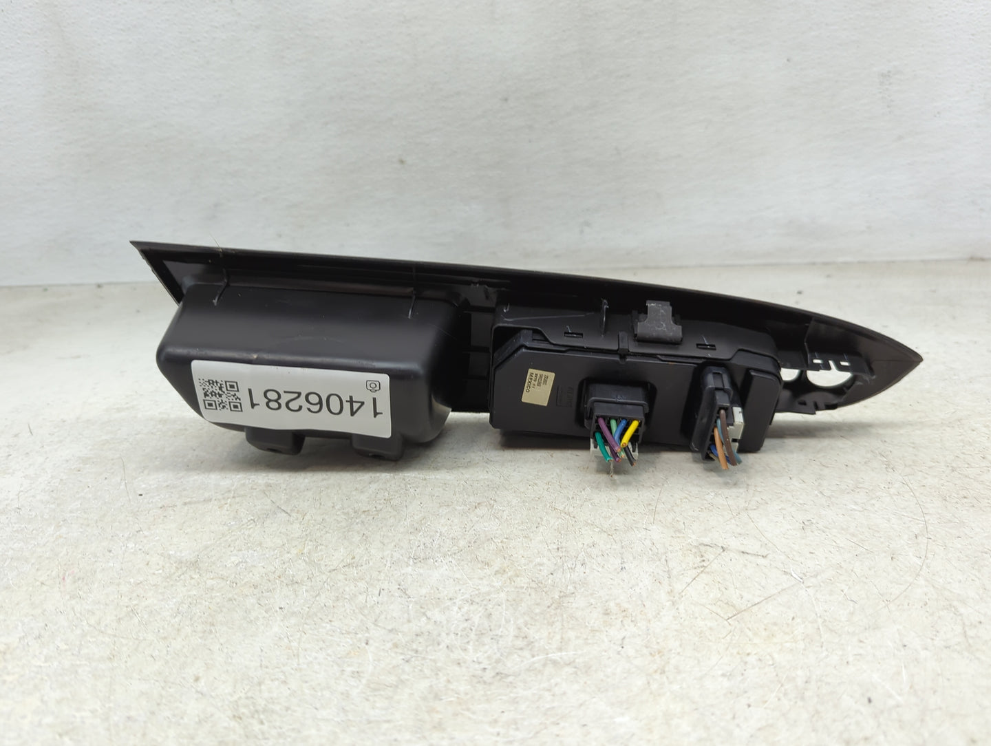 2009-2016 Chevrolet Impala Master Power Window Switch Replacement Driver Side Left P/N:25828893 Fits OEM Used Auto Parts - O