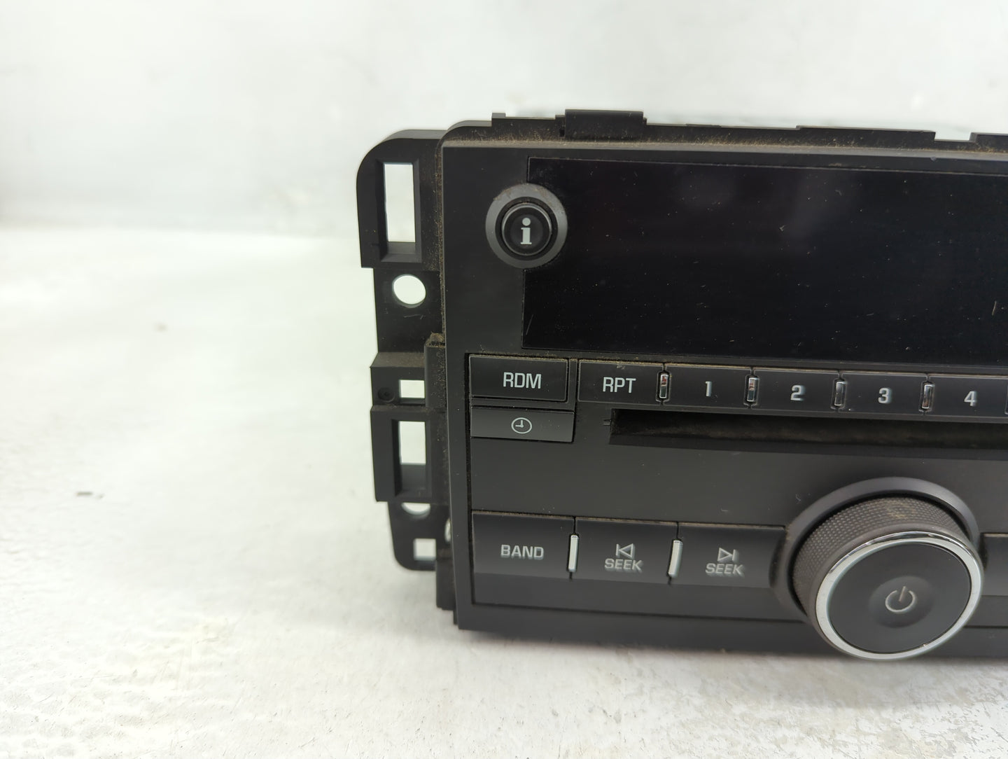 2009-2016 Chevrolet Impala Radio AM FM Cd Player Receiver Replacement P/N:25965059 Fits OEM Used Auto Parts - Oemusedautopar
