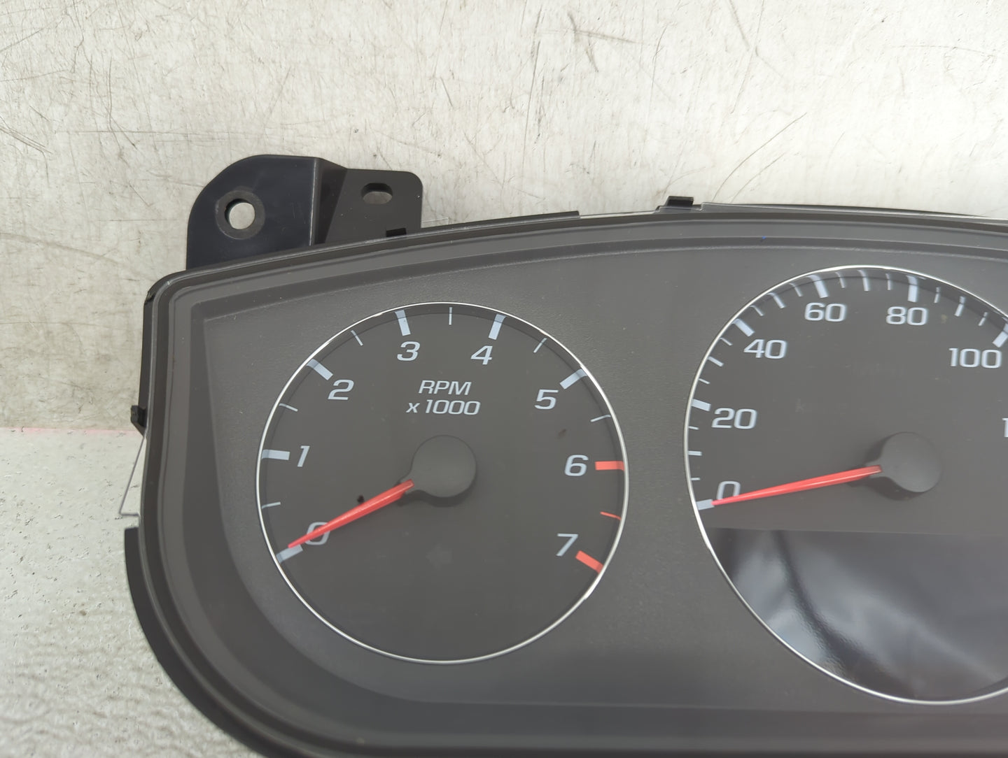 2009-2011 Chevrolet Impala Instrument Cluster Speedometer Gauges P/N:25874825 28111202 Fits Fits 2009 2010 2011 OEM Used Aut