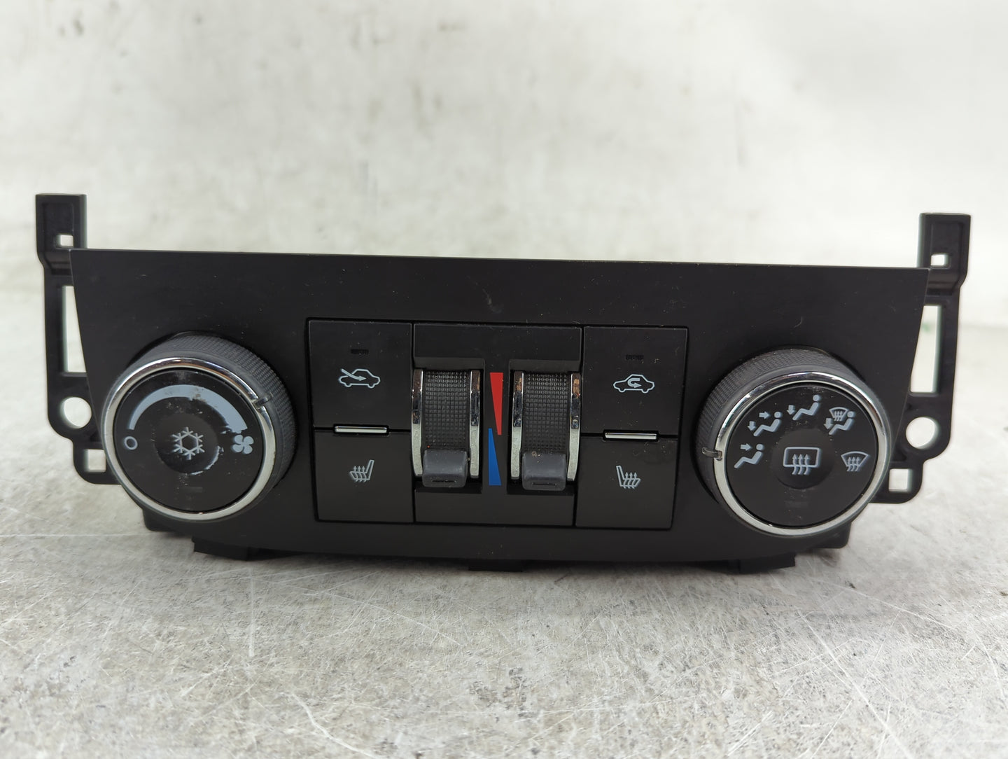 2006-2011 Chevrolet Impala Climate Control Module Temperature AC/Heater Replacement P/N:25884481 Fits OEM Used Auto Parts - 