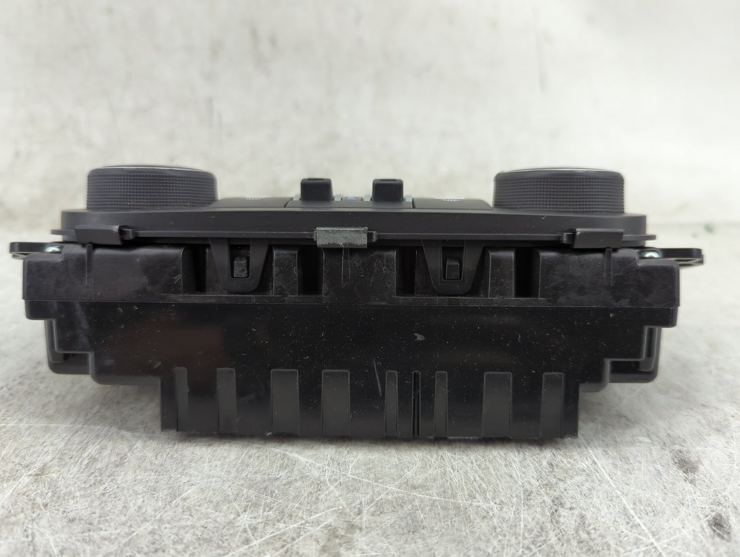 2006-2011 Chevrolet Impala Climate Control Module Temperature AC/Heater Replacement P/N:25884481 Fits OEM Used Auto Parts - 