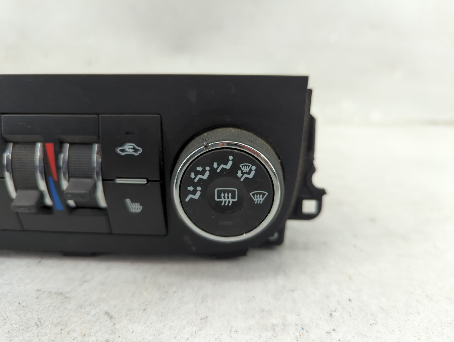 2006-2011 Chevrolet Impala Climate Control Module Temperature AC/Heater Replacement P/N:25884481 Fits OEM Used Auto Parts - 