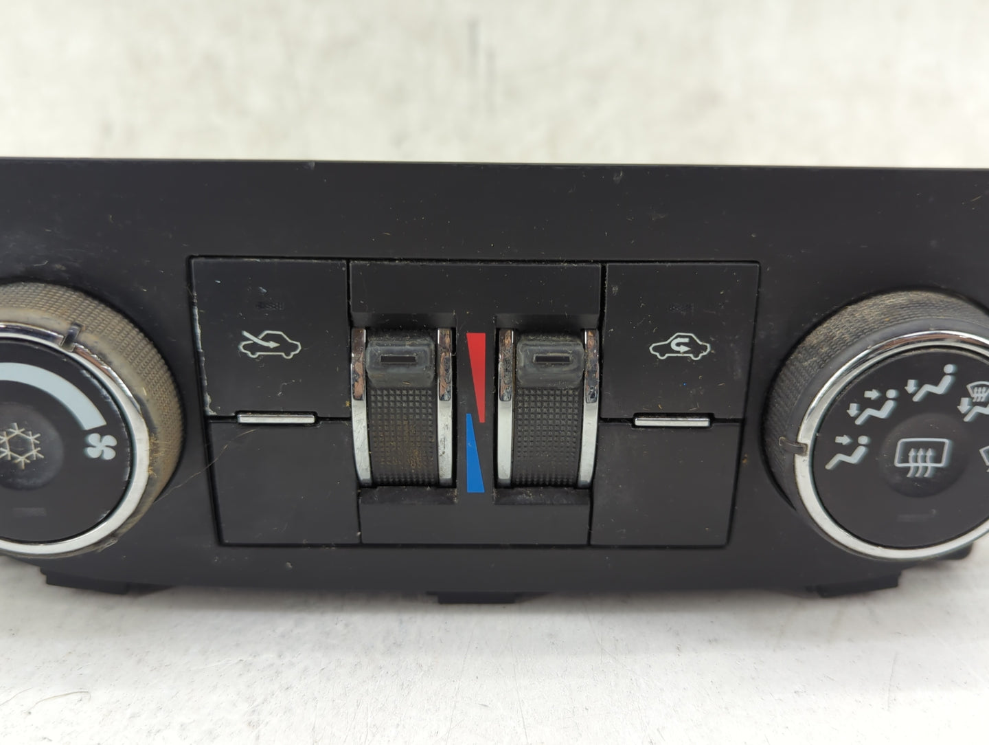 2006-2011 Chevrolet Impala Climate Control Module Temperature AC/Heater Replacement P/N:20800257 Fits OEM Used Auto Parts - 