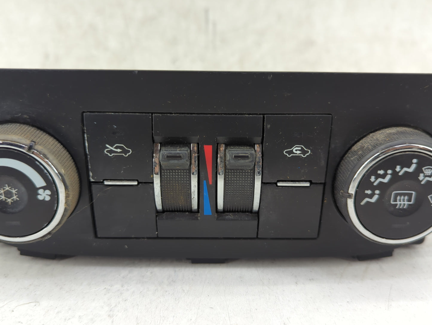 2006-2011 Chevrolet Impala Climate Control Module Temperature AC/Heater Replacement P/N:20800257 Fits OEM Used Auto Parts - 