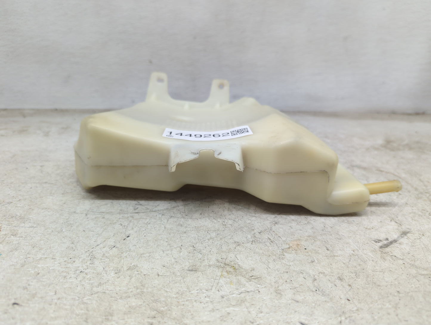 2006 Chevrolet Impala Radiator Coolant Overflow Expansion Tank Bottle 1449262 - Oemusedautoparts1.com