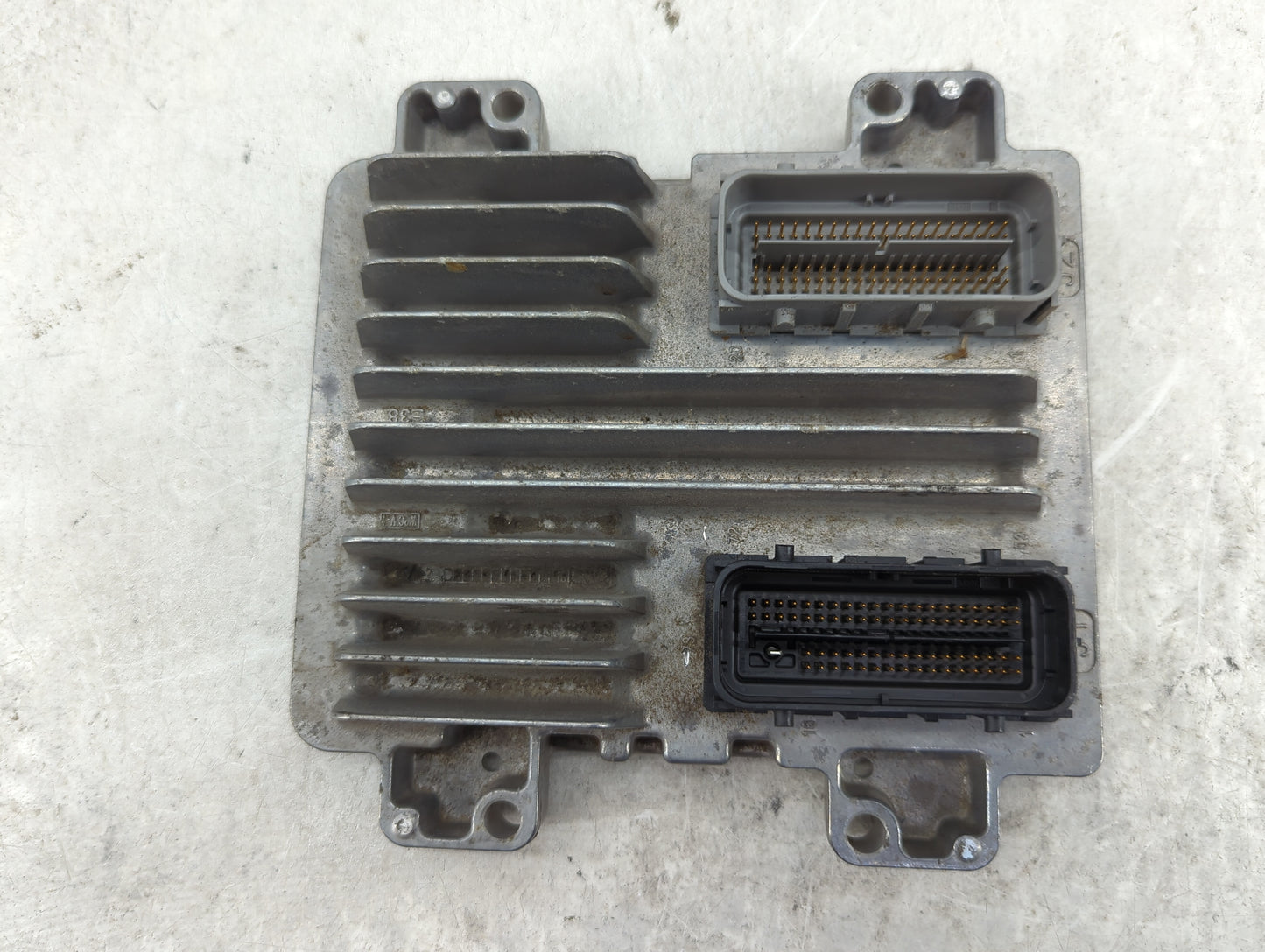 2009 Chevrolet Impala PCM Engine Control Computer ECU ECM PCU OEM P/N:12629009 Fits Fits 2010 OEM Used Auto Parts - Oemuseda