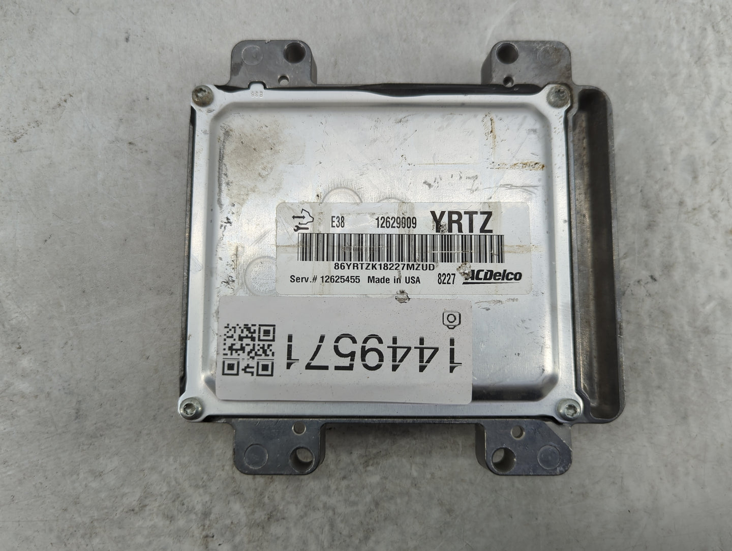 2009 Chevrolet Impala PCM Engine Control Computer ECU ECM PCU OEM P/N:12629009 Fits Fits 2010 OEM Used Auto Parts - Oemuseda