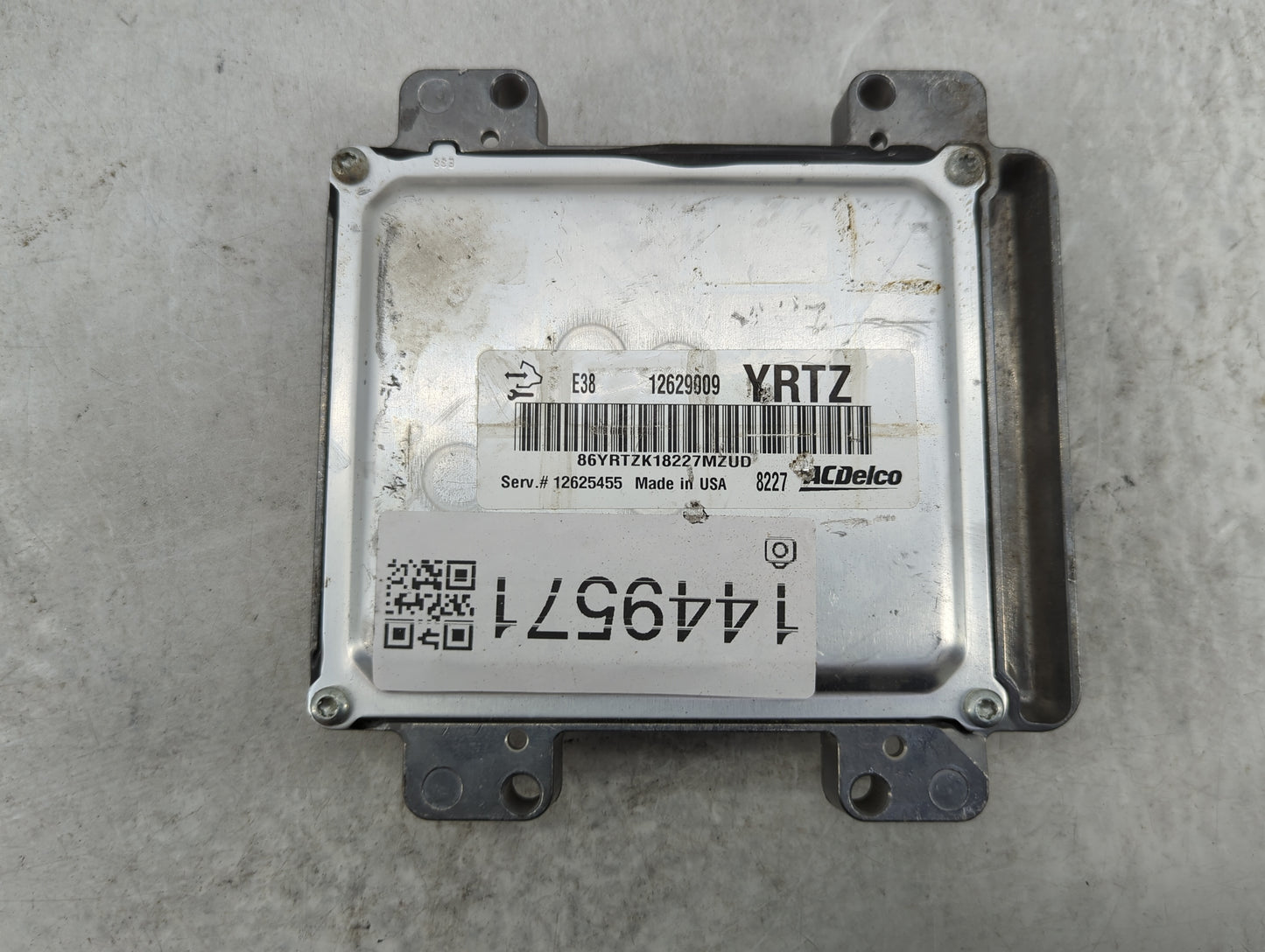 2009 Chevrolet Impala PCM Engine Control Computer ECU ECM PCU OEM P/N:12629009 Fits Fits 2010 OEM Used Auto Parts - Oemuseda