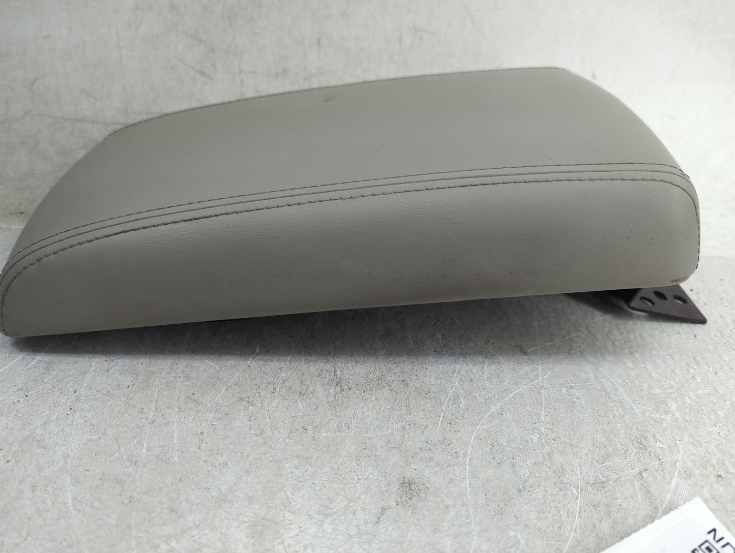 2009 Chevrolet Impala Center Console Armrest Cover Lid Fits OEM Used Auto Parts - Oemusedautoparts1.com