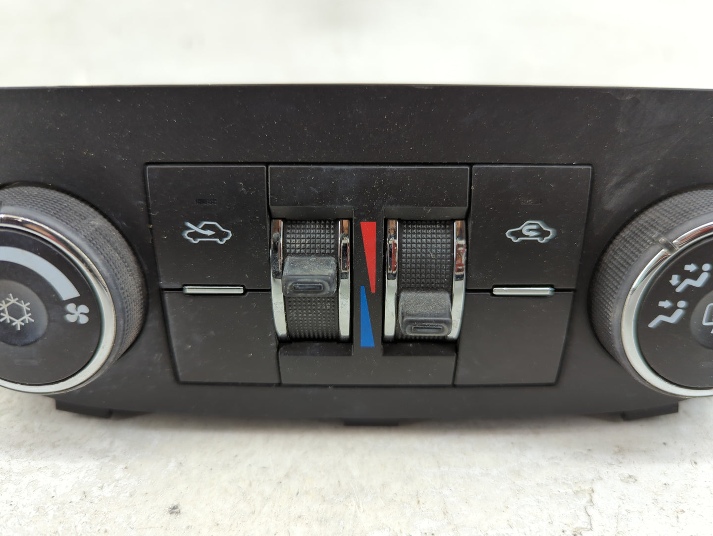 2006-2011 Chevrolet Impala Climate Control Module Temperature AC/Heater Replacement P/N:20800257 Fits OEM Used Auto Parts - 