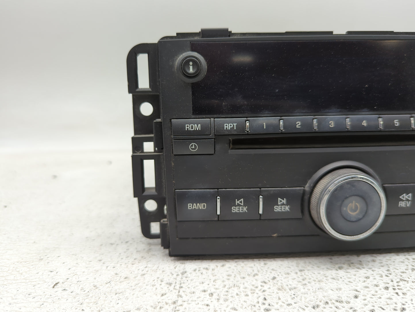 2009 Chevrolet Impala Radio AM FM Cd Player Receiver Replacement P/N:25965059 Fits OEM Used Auto Parts - Oemusedautoparts1.c