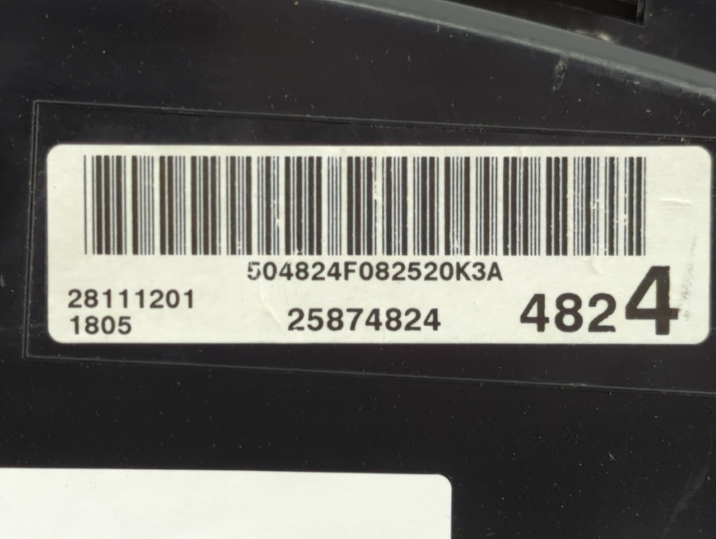 2009 Chevrolet Impala Instrument Cluster Speedometer Gauges P/N:25874824 504824F082520K3A, 28111201 Miles: Fits OEM Used Aut