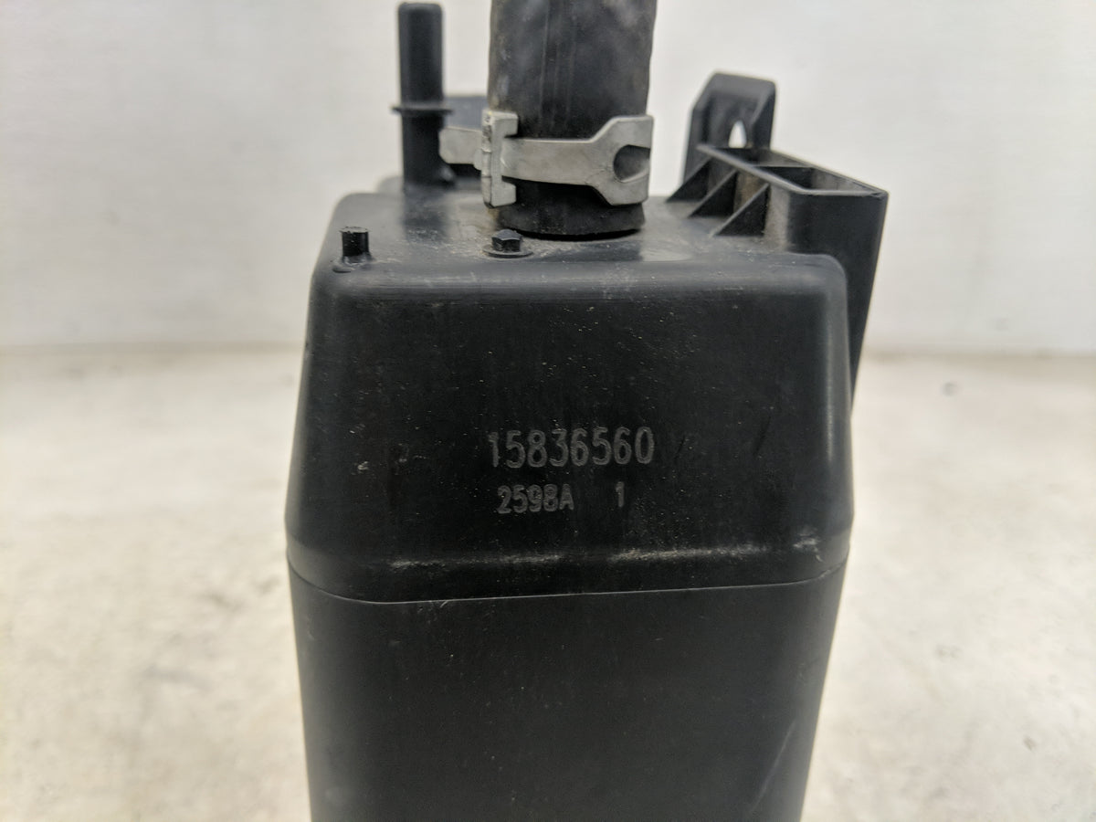 2009 Chevrolet Impala Fuel Vapor Charcoal Canister 1462032 - Oemusedautoparts1.com