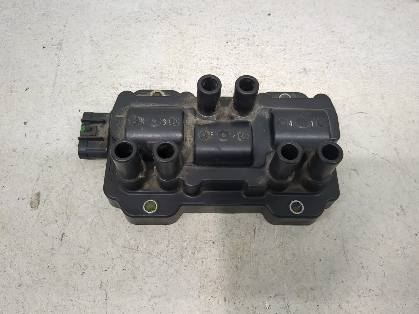 2006-2011 Chevrolet Impala Ignition Coil Igniter Pack 1467662 - Oemusedautoparts1.com