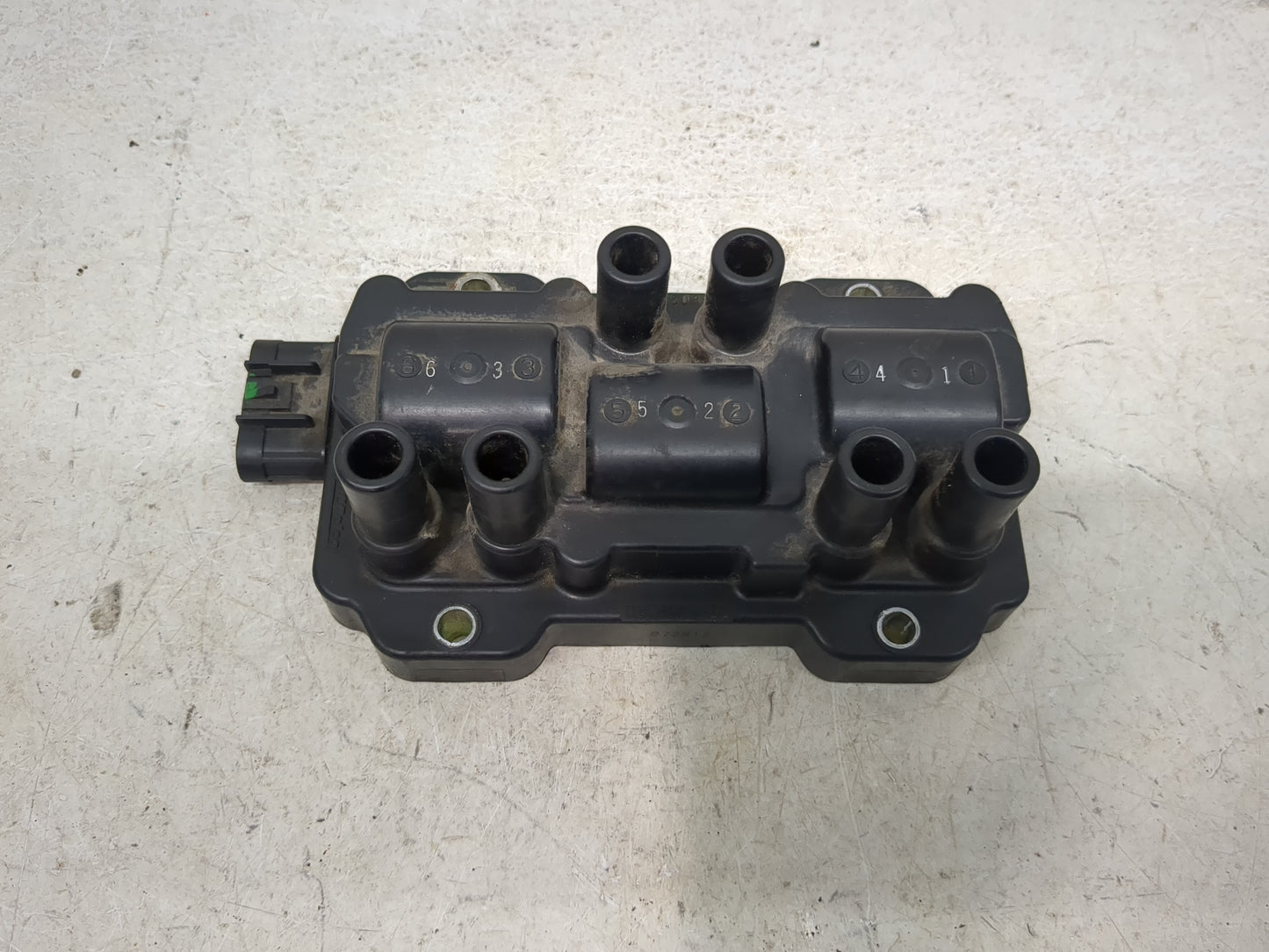 2006-2011 Chevrolet Impala Ignition Coil Igniter Pack 1467662 - Oemusedautoparts1.com