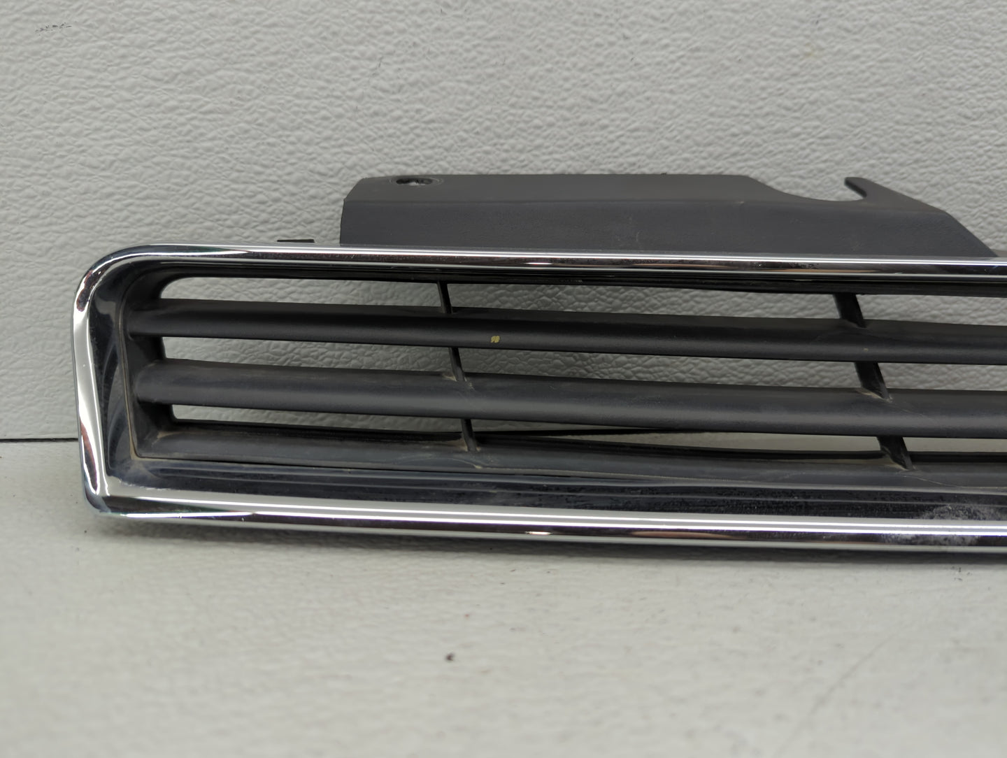 2006-2011 Chevrolet Impala Front Grille Bumper Not Included - Oemusedautoparts1.com