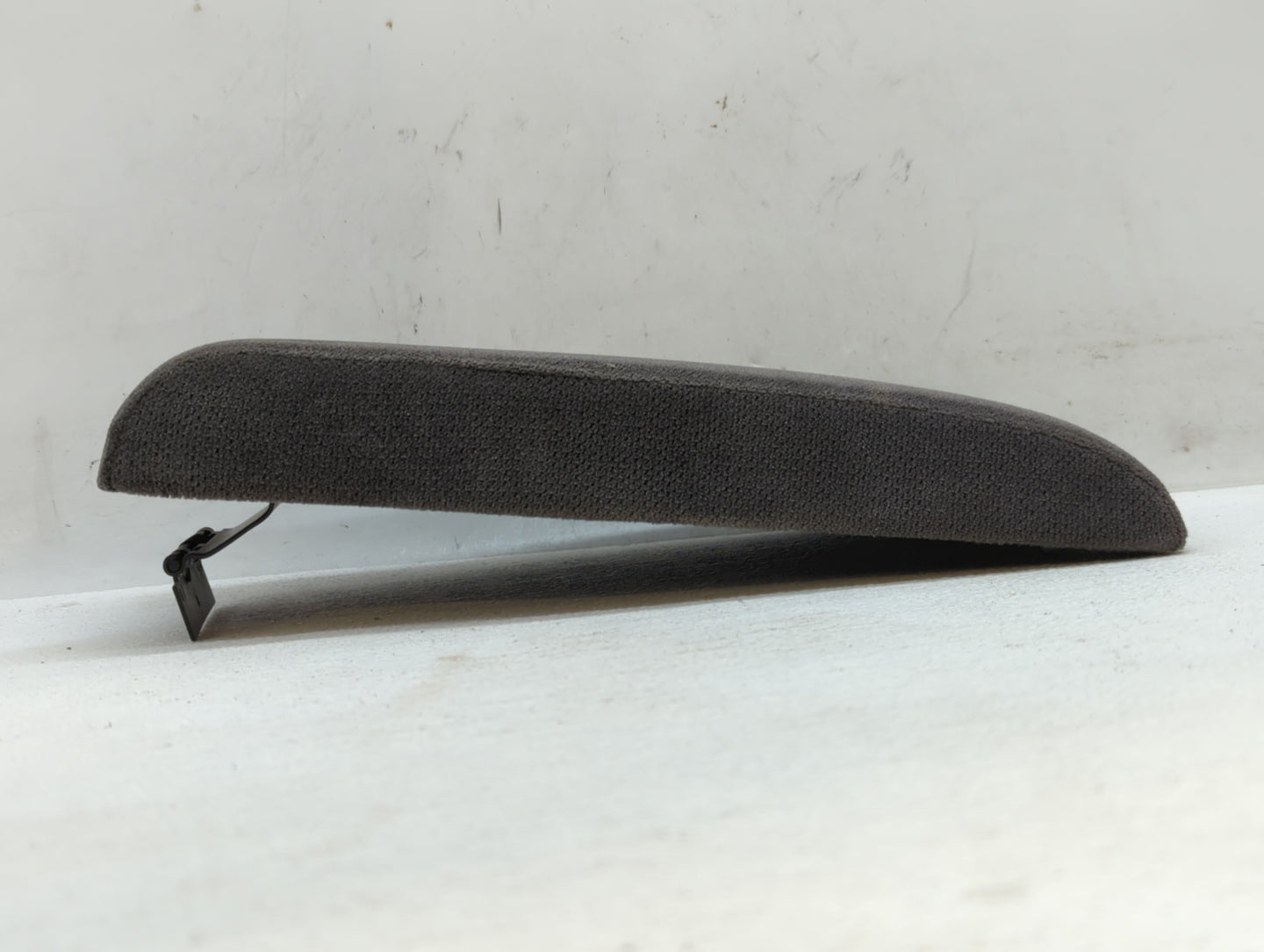 2009 Chevrolet Impala Center Console Armrest Cover Lid Black - Oemusedautoparts1.com