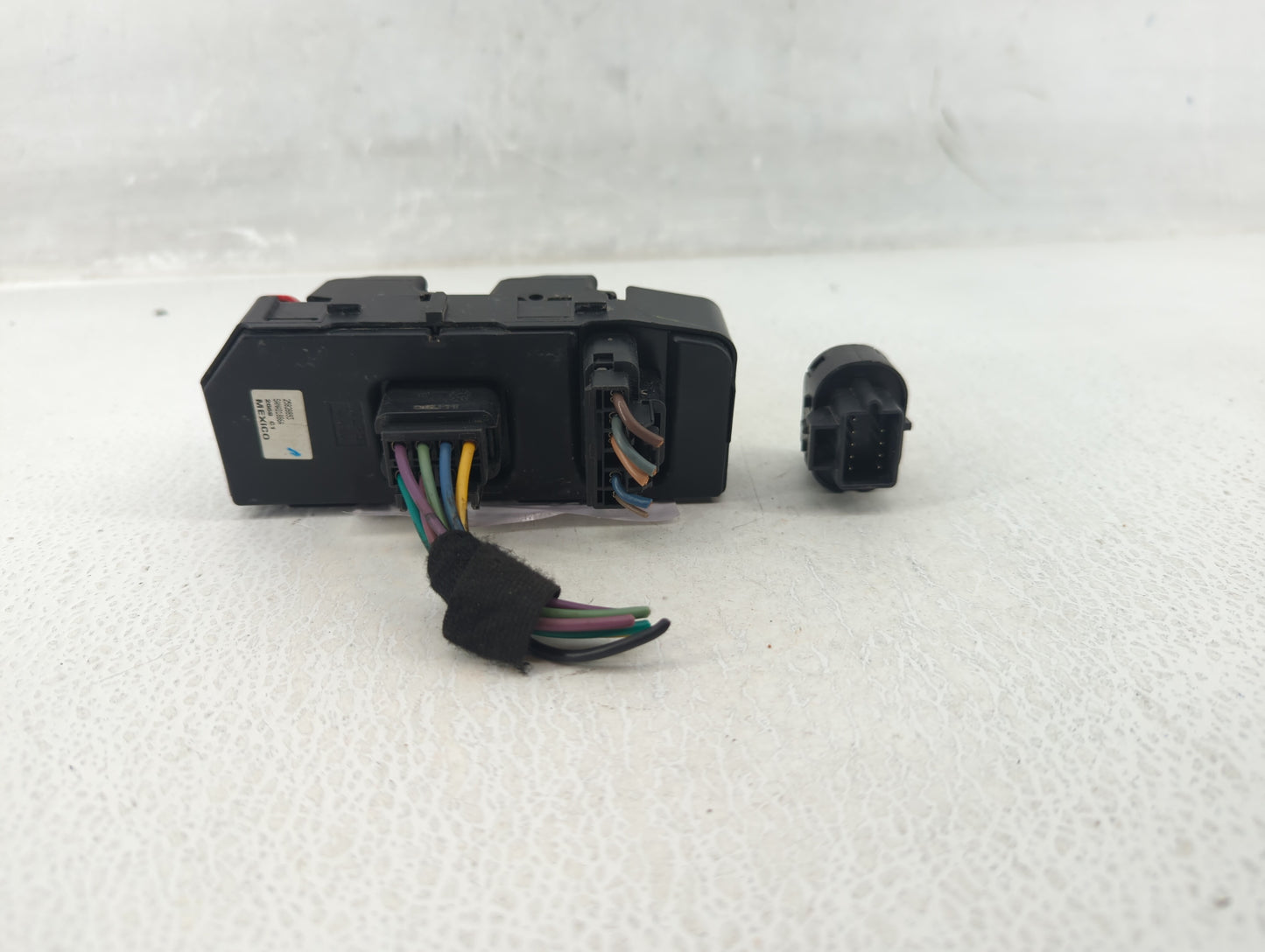 2009-2016 Chevrolet Impala Master Power Window Switch Replacement Driver Side Left P/N:25828893 Fits OEM Used Auto Parts - O