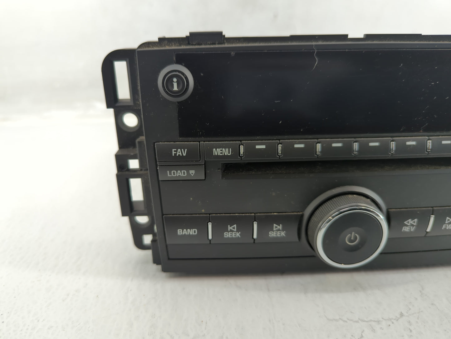 2009 Chevrolet Impala Radio AM FM Cd Player Receiver Replacement P/N:25980719 Fits OEM Used Auto Parts - Oemusedautoparts1.c