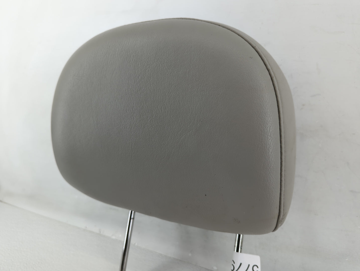2009 Chevrolet Impala Headrest Head Rest Front Driver Passenger Seat Fits OEM Used Auto Parts - Oemusedautoparts1.com