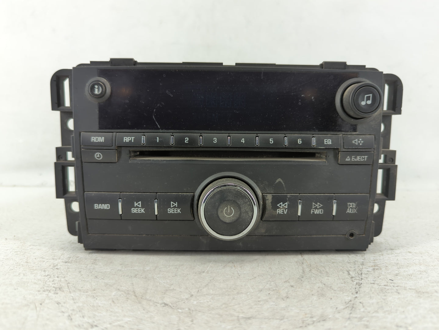 2009 Chevrolet Impala Radio AM FM Cd Player Receiver Replacement P/N:25965059 Fits OEM Used Auto Parts - Oemusedautoparts1.c
