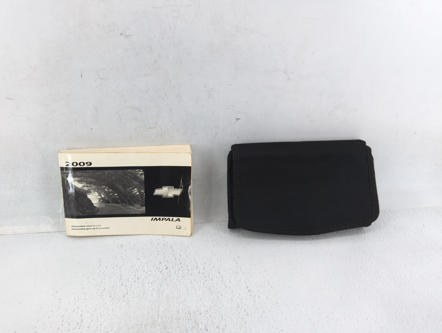 2009 Chevrolet Impala Owners Manual Book Guide P/N:25783631 A OEM Used Auto Parts - Oemusedautoparts1.com