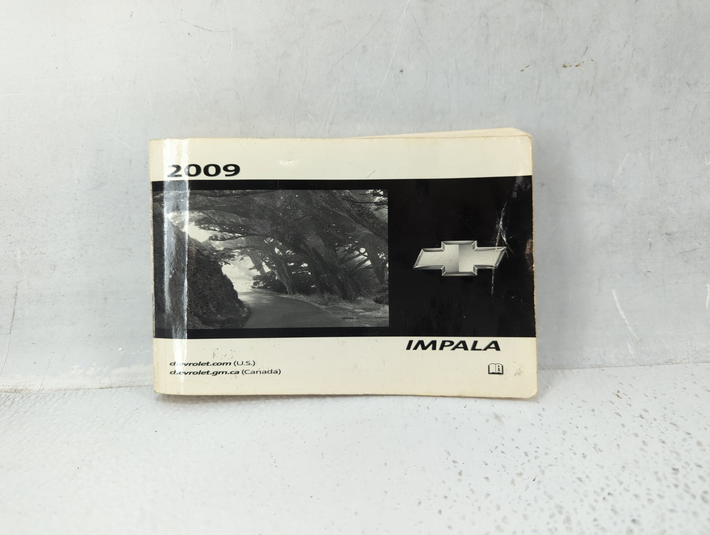 2009 Chevrolet Impala Owners Manual Book Guide P/N:25783631 A OEM Used Auto Parts - Oemusedautoparts1.com