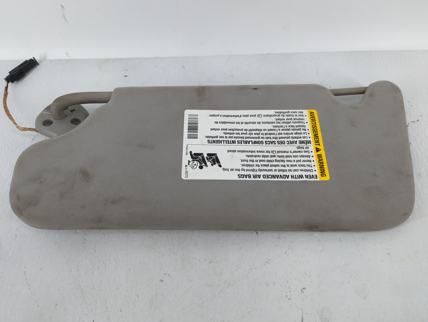 2006-2016 Chevrolet Impala Sun Visor Shade Replacement Passenger Right Mirror Fits OEM Used Auto Parts - Oemusedautoparts1.c