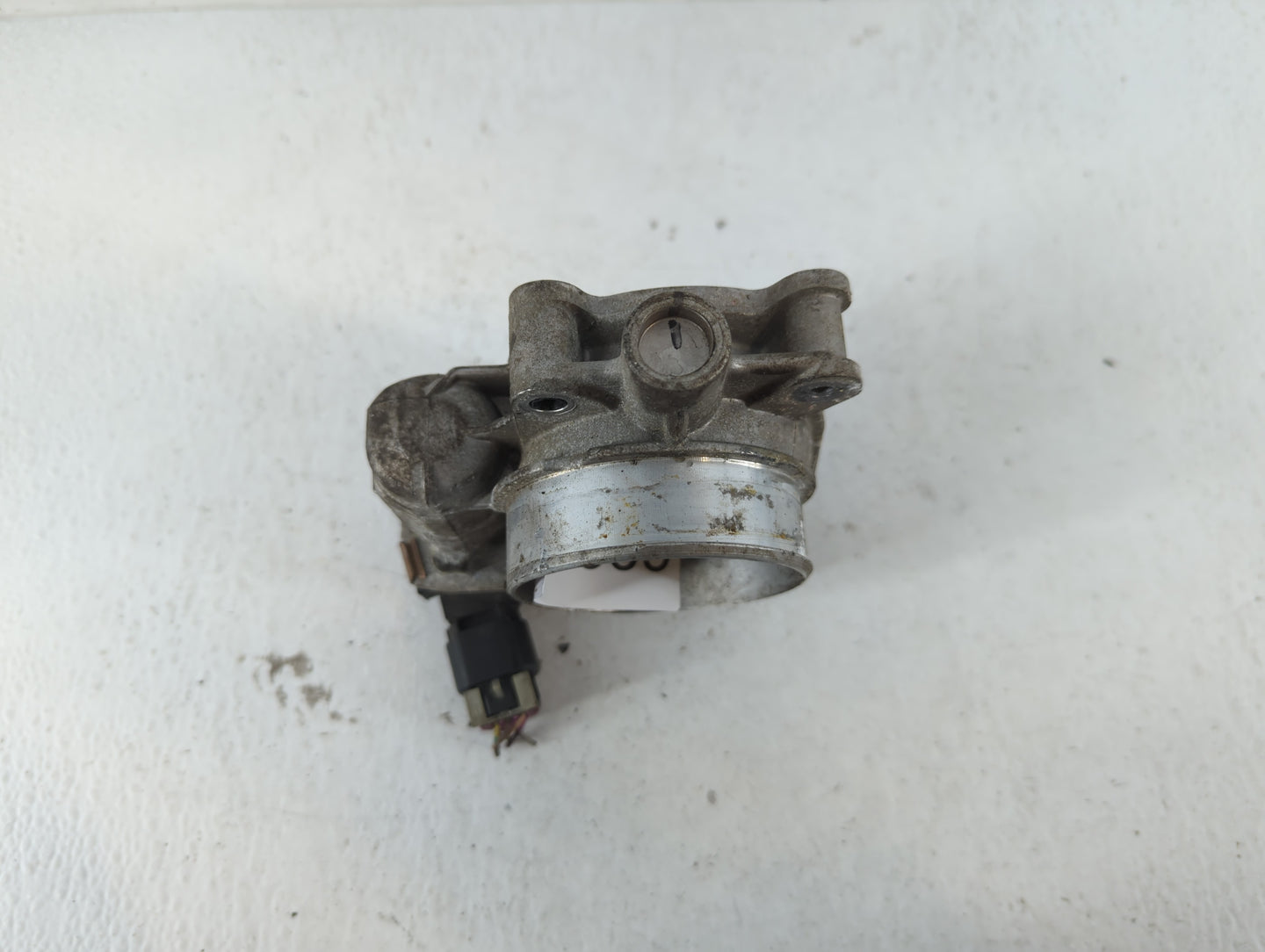 2006-2011 Chevrolet Impala Throttle Body P/N:RME72 Fits Fits 2006 2007 2008 2009 2010 2011 OEM Used Auto Parts - Oemusedauto