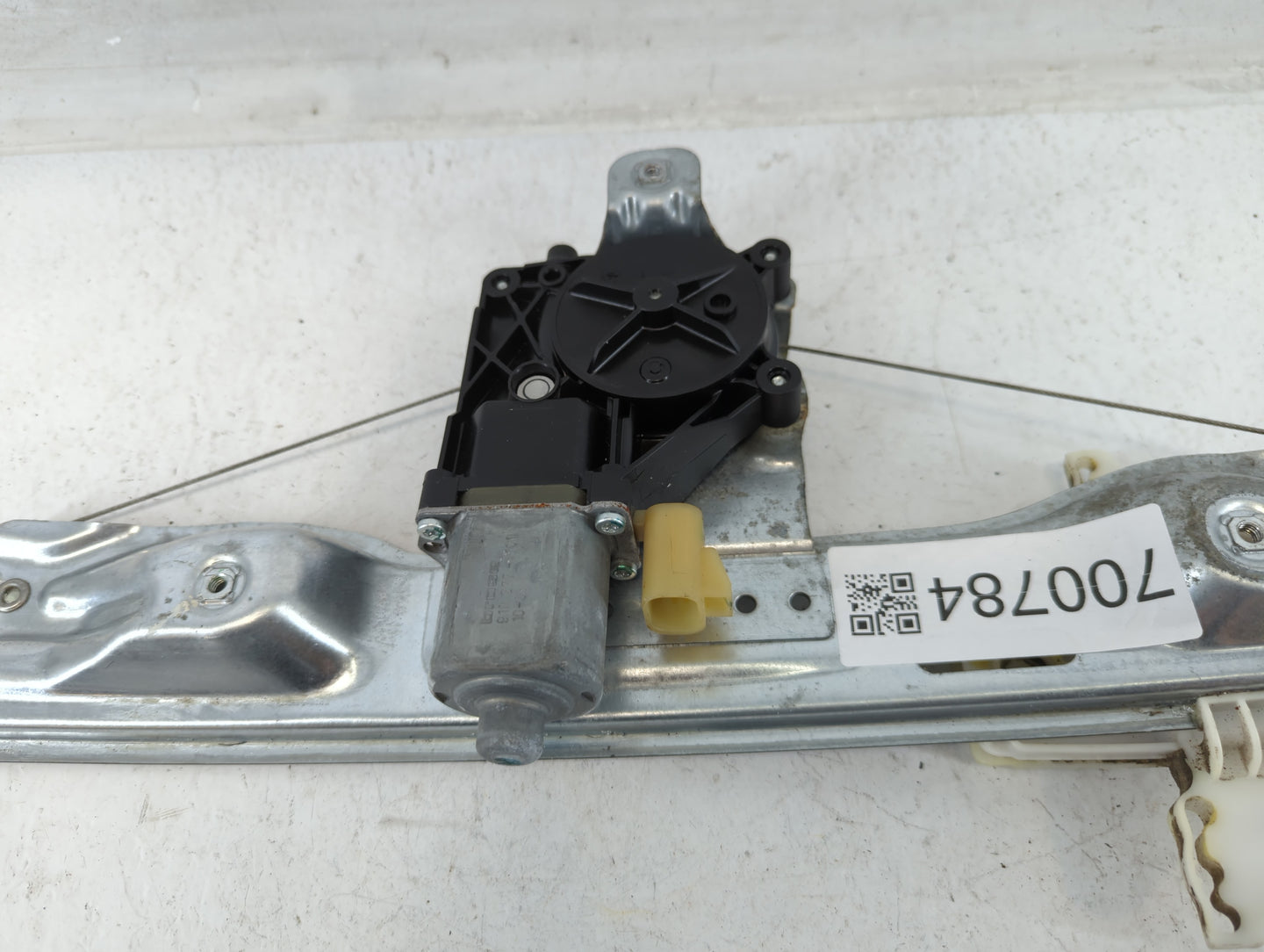 2006-2010 Chevrolet Impala Window Regulator Right Passenger Rear - Oemusedautoparts1.com