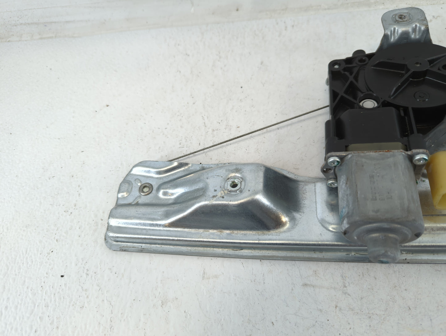 2006-2010 Chevrolet Impala Window Regulator Right Passenger Rear - Oemusedautoparts1.com