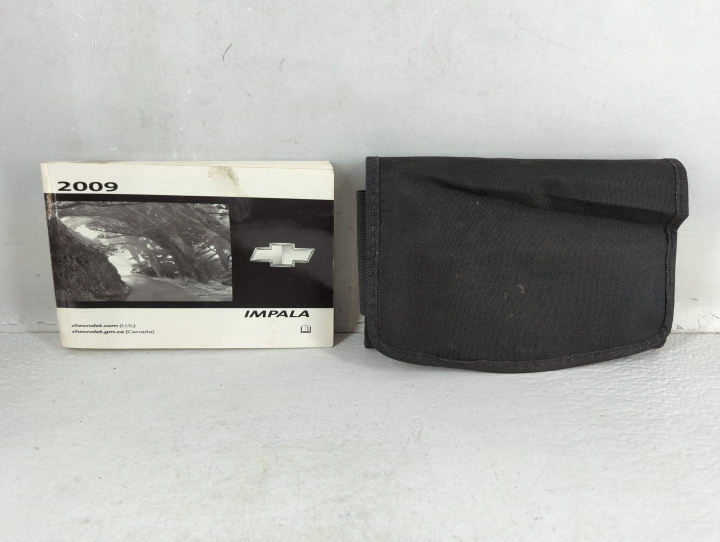 2009 Chevrolet Impala Owners Manual Book Guide P/N:25783631 OEM Used Auto Parts - Oemusedautoparts1.com