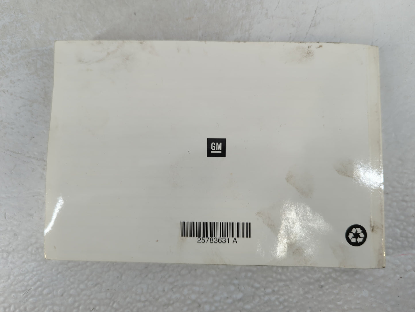 2009 Chevrolet Impala Owners Manual Book Guide P/N:25783631 OEM Used Auto Parts - Oemusedautoparts1.com
