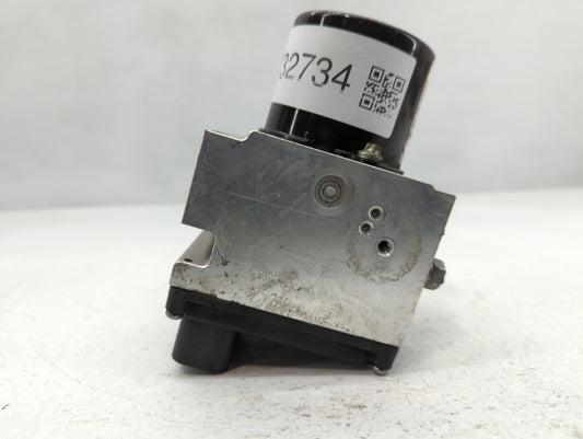 2008-2011 Chevrolet Impala ABS Pump Control Module Replacement P/N:25894182 Fits Fits 2008 2009 2010 2011 OEM Used Auto Parts