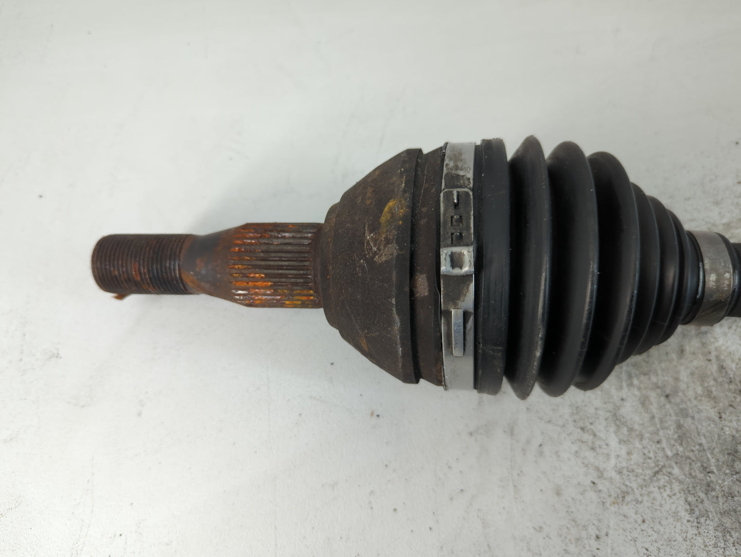 2000-2011 Chevrolet Impala Axle Shaft Front Driver Cv C/v - Oemusedautoparts1.com